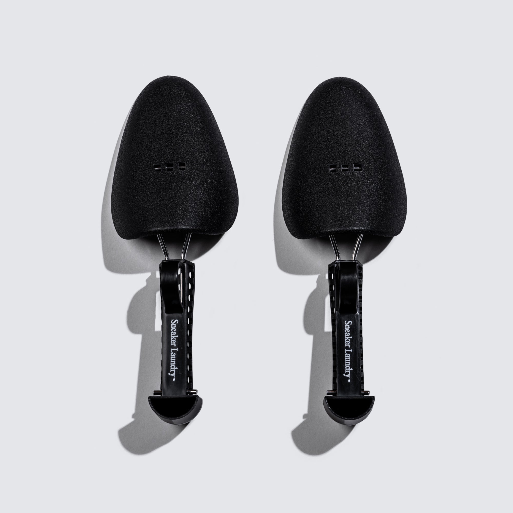 Adjustable Shoe Trees (1 pair) – The Sneaker Laundry